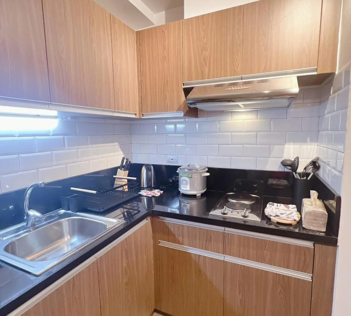 Modern Condo Near Us Embassy Manila